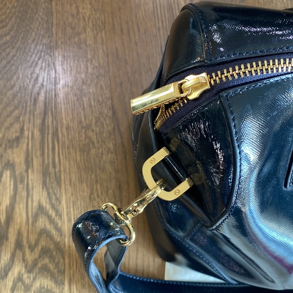 Tory Burch matching navy bag and wallet - Picture 5 of 15